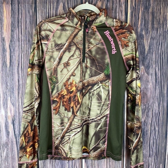 Woman’s Huntworth Long-Sleeve Camouflage w/ Pink Trim Shirt - Size Medium - Picture 1 of 6